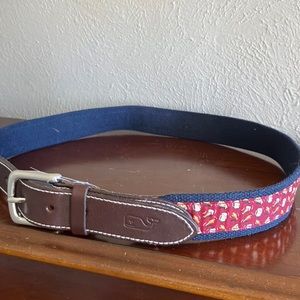 NWT Vineyard Vine Men’s belt